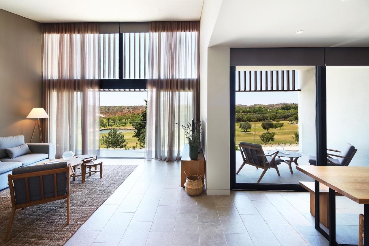 Minthis Resort Tsadha Zewnętrze zdjęcie A suite at the Westin The Palm, Dubai