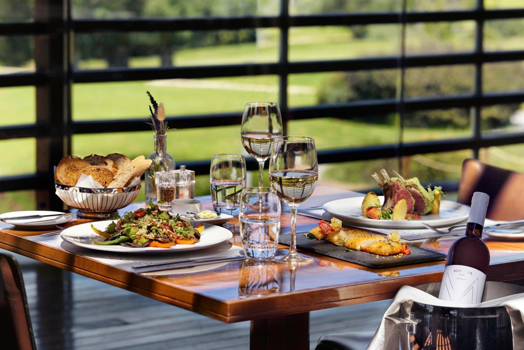 Minthis Resort Tsadha Zewnętrze zdjęcie Restaurant